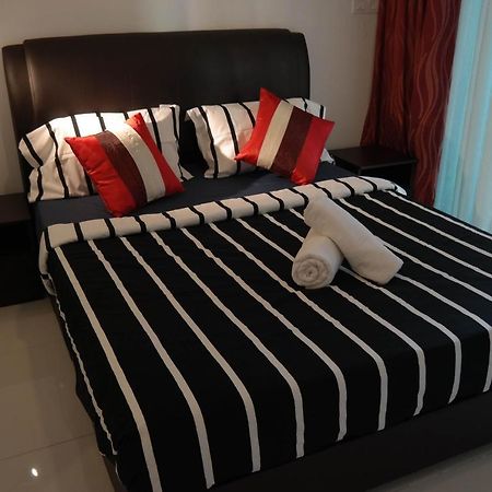 קואלה לומפור Summersuites By Ag Vacation Wifi Twin Tower מראה חיצוני תמונה
